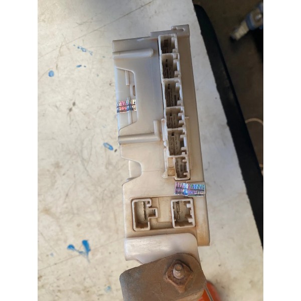 Caixa Fusiveis Toyota Hilux Sw4 2022 Original