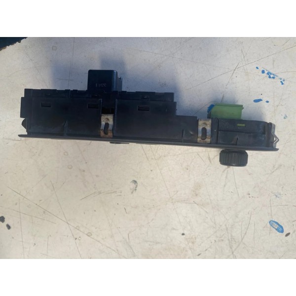 Botão Vidro Dianteiro Esquerdo Amarok V6 2020 Original