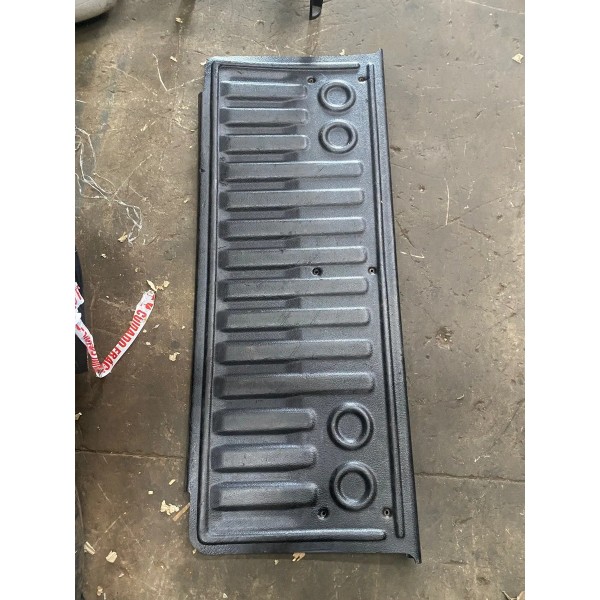 Acabamento Caçamba Volkswagen Amarok 2016 Original
