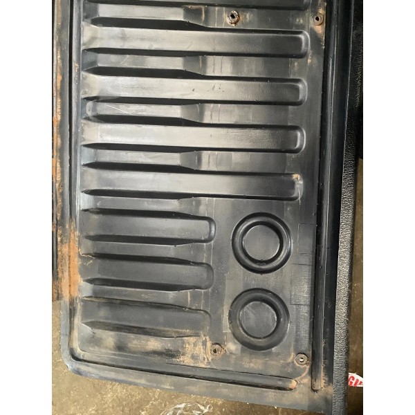 Acabamento Caçamba Volkswagen Amarok 2016 Original