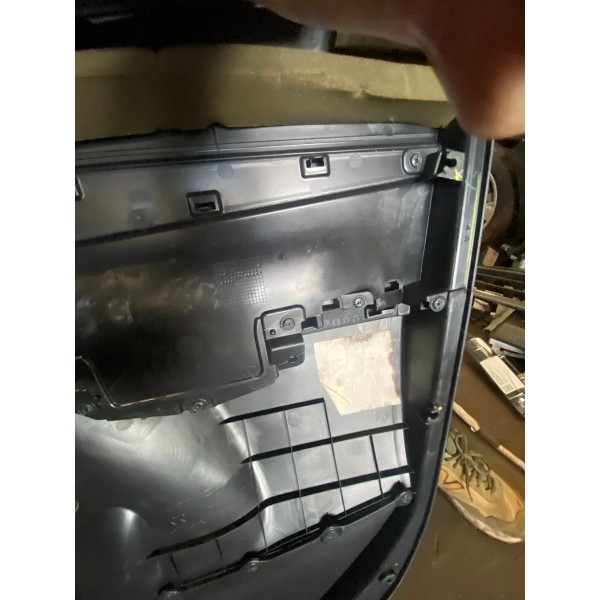 Forro De Porta Traseiro Lado Esquerdo Toyota Hilux 2022 Orig