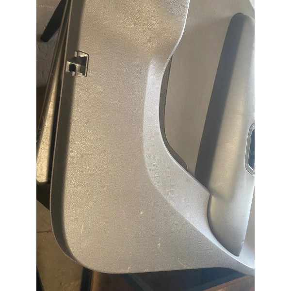 Forro De Porta Dianteiro Direito Vw Amarok 2019 Original