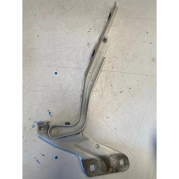 Dobradiça Esquerda Capô Dodge Ram 3500 2023 Original