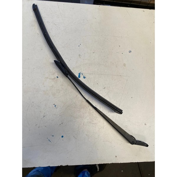 Braço Limpador Parabrisa Fiat Mobi Esquerdo 52151272 Esquerdo