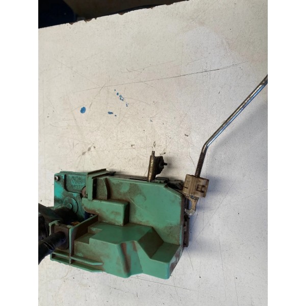 Fechadura Diant.direita Eletro Fiat Uno Vivace 2013 Original