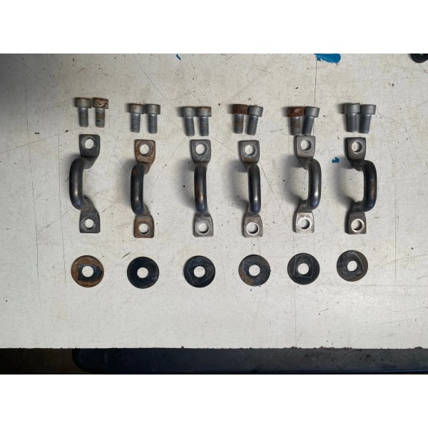 Kit Gancho Da Caçamba Amarok 2020 Original