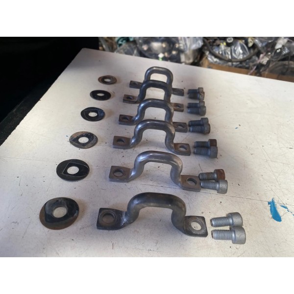 Kit Gancho Da Caçamba Amarok 2020 Original