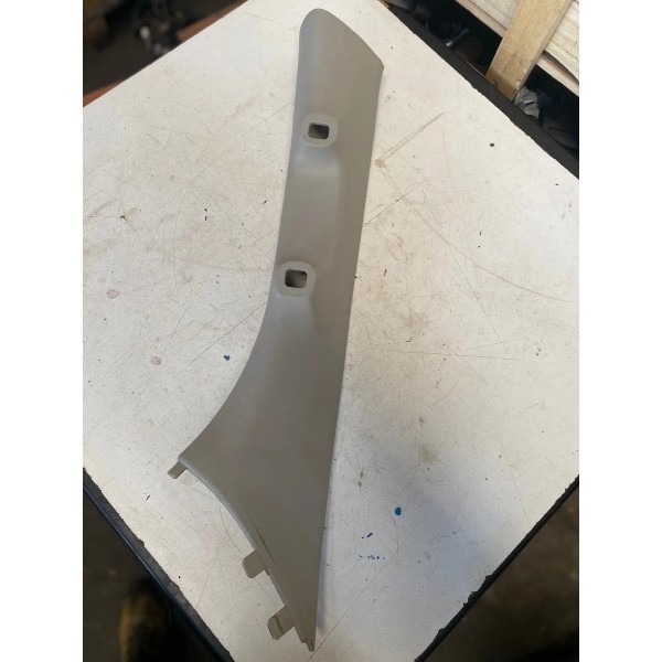 Moldura Coluna Dianteira Esquerda S-10 2018 Original Bege