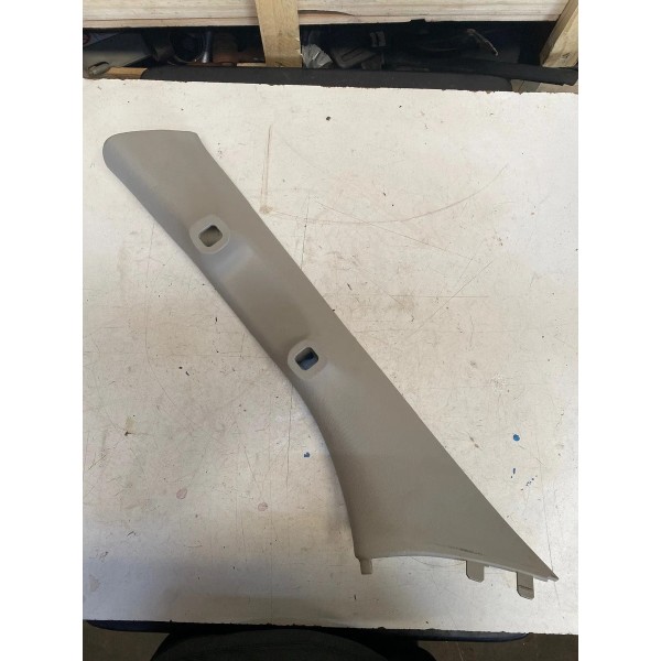 Moldura Coluna Dianteira Esquerda S-10 2018 Original Bege