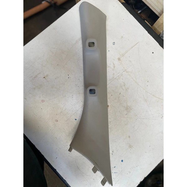Moldura Coluna Dianteira Esquerda S-10 2018 Original Bege