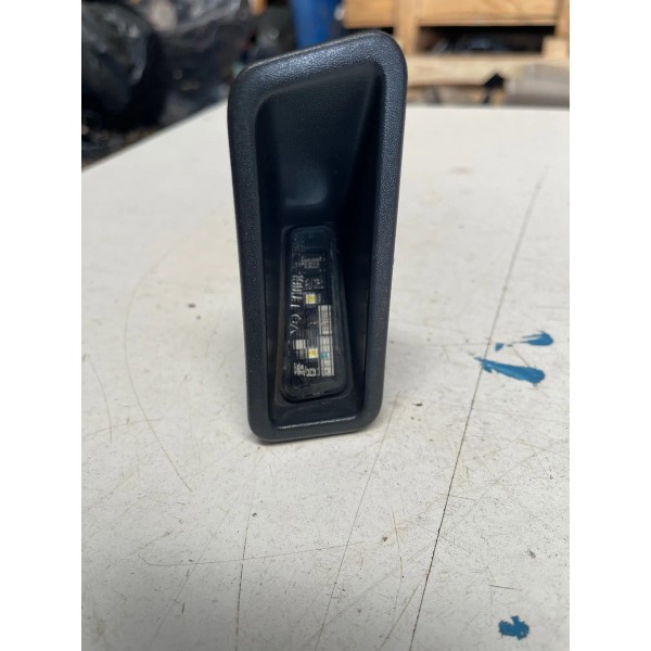 Luz De Placa Traseira Direita Dodge Ram 2500 2022