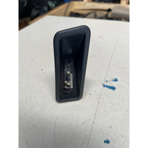 Luz De Placa Traseira Direita Dodge Ram 2500 2022
