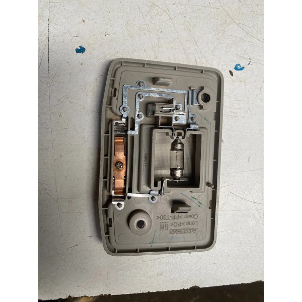 Luz De Teto Chevrolet S10 2018 Original