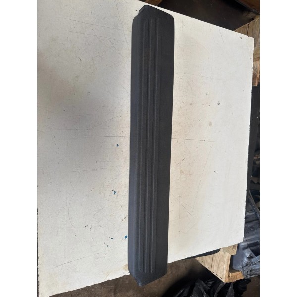 Soleira Dianteira Direita Gm S10 2020 Original