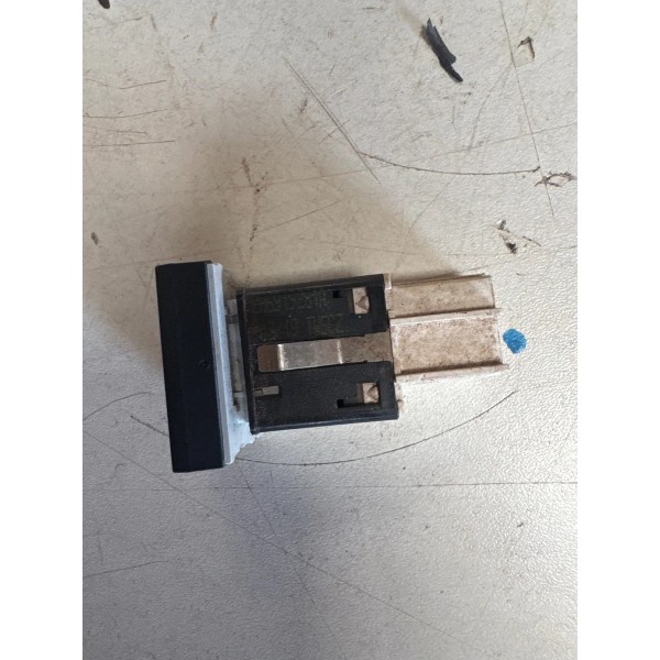 Botão Sensor Sonoro Estacionamento Vw Amarok 2021 Original