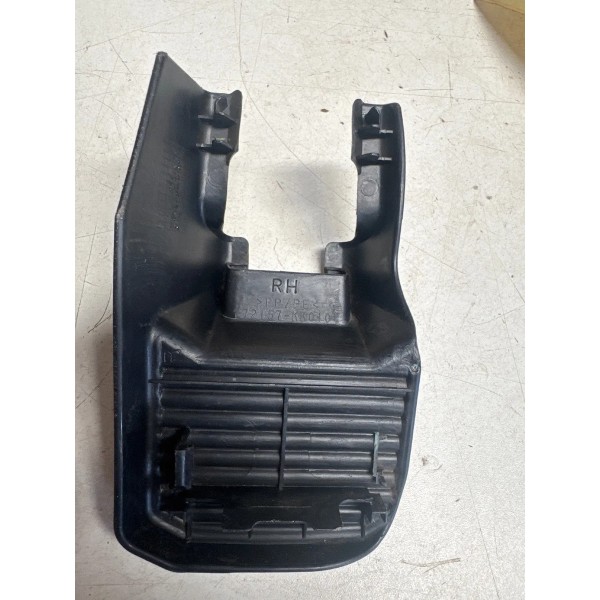Acabamento Trilho Banco Dianteiro Direito Sw4 2022 Original Preto