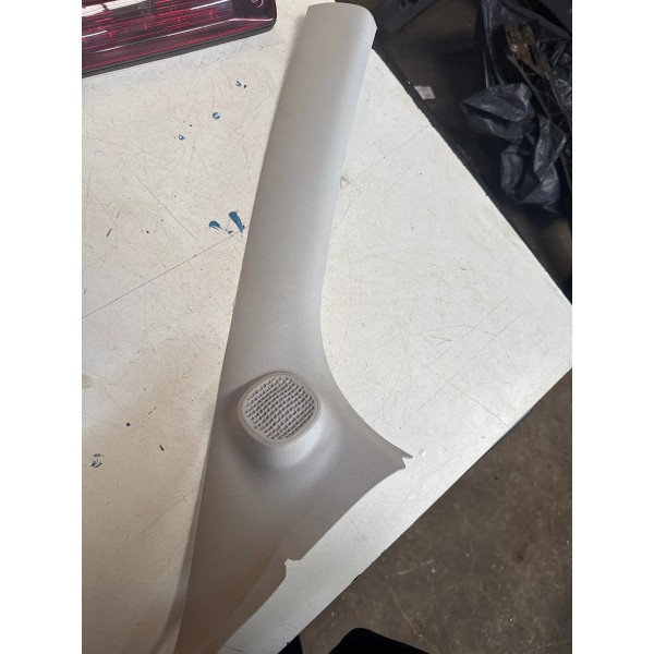 Acabamento Parabrisa Direito Fiat Mobi 2019 Original