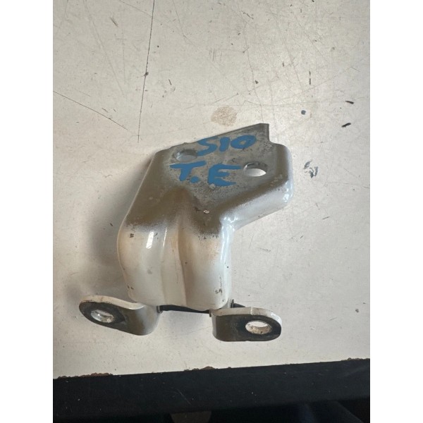 Dobradiça Inferior Da Porta Traseira Esquerda S10 2020 Origi