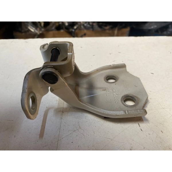 Dobradiça Porta Dianteira Inferior Chevrolet S10 2020 Origi
