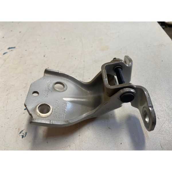 Dobradiça Superior Porta Dianteira Chevrolet S10 2020 Origi