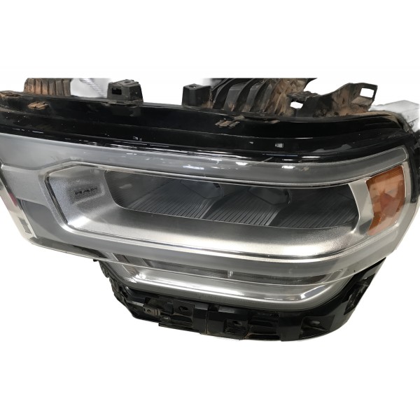 Farol Esquerdo  Dodge Ram 2500 3500 Cromado 2020 2022 2023